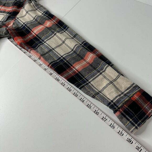 Old Navy Regular Fit Plaid Flannel Shirt Sz M Red Cream Button Front Long Sleeve - Picture 11 of 12
